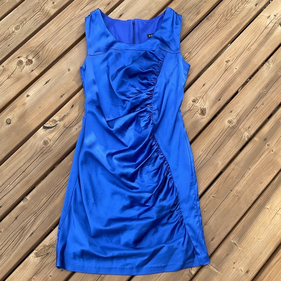 Le château cocktail dress - Picture 1 of 5